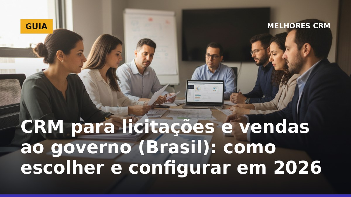 Equipe comercial organizando CRM para licitações com documentos e prazos em uma mesa de reunião
